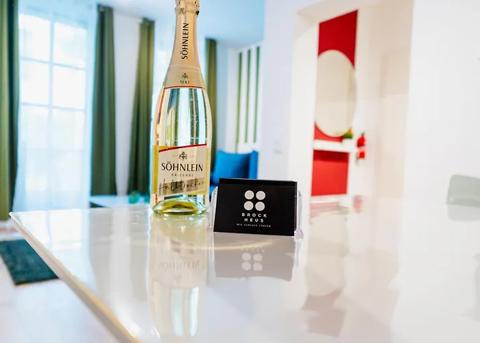 Prime I Zentrum I Parken I Kueche I Wlan Magdeburk